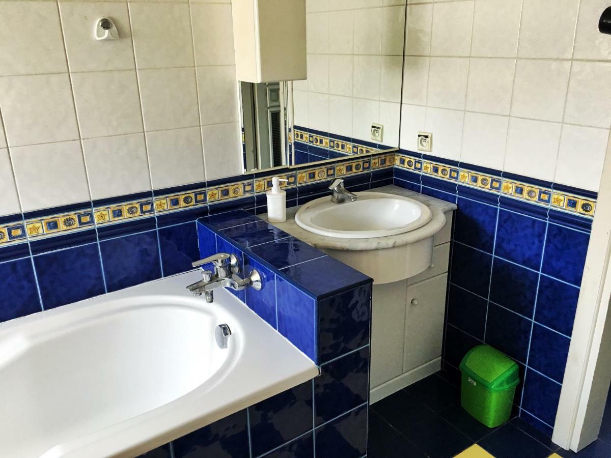 Friends Hostel Lviv Rustaveli str Buitenkant foto
